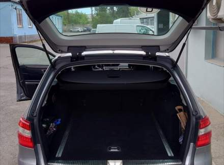 Mercedes-Benz - E-class