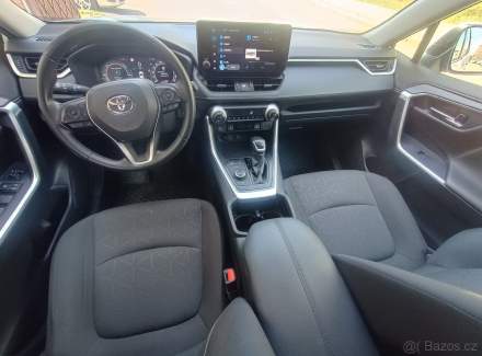 Toyota - RAV 4