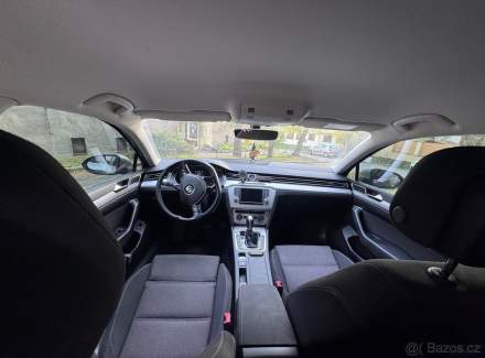 Volkswagen - Passat