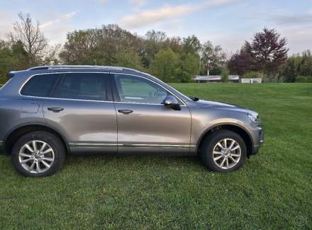 Volkswagen - Touareg