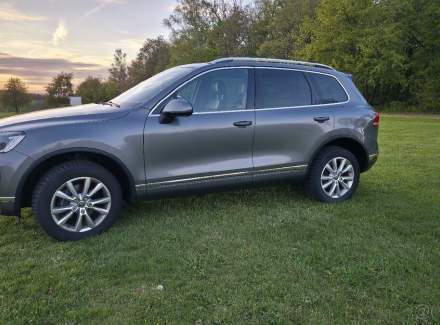 Volkswagen - Touareg