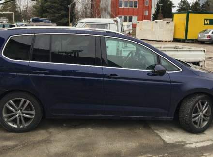Volkswagen - Touran