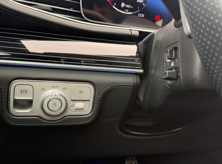Mercedes-Benz - GLS