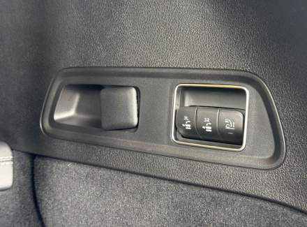 Mercedes-Benz - GLS