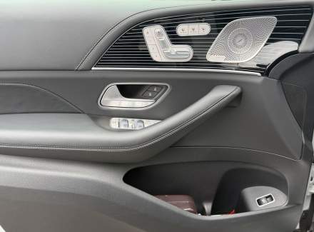 Mercedes-Benz - GLS