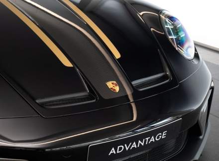 Porsche - 911