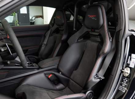 Porsche - 911