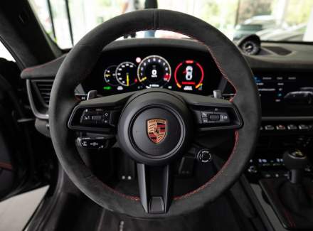 Porsche - 911