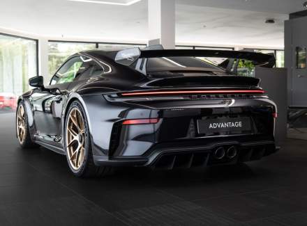 Porsche - 911