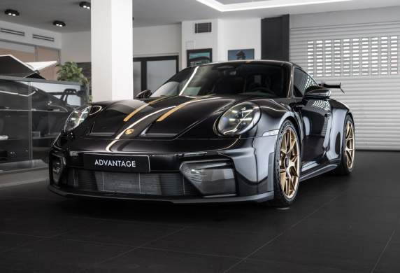 Porsche - 911