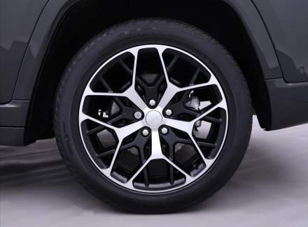 Jeep - Grand Cherokee