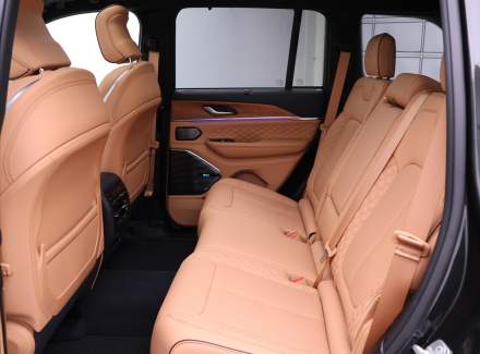 Jeep - Grand Cherokee