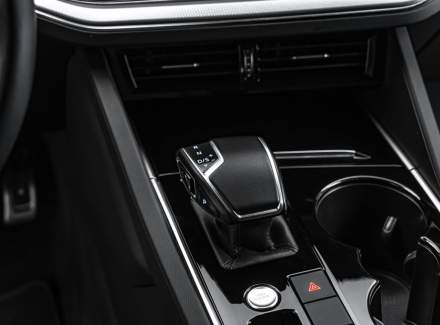 Volkswagen - Touareg