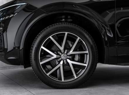 Volkswagen - Touareg