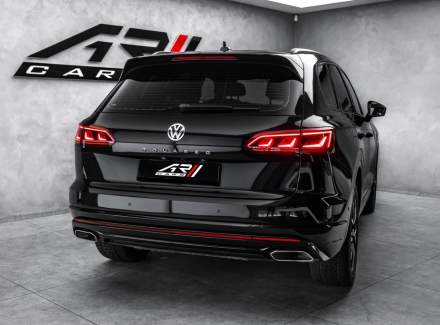 Volkswagen - Touareg