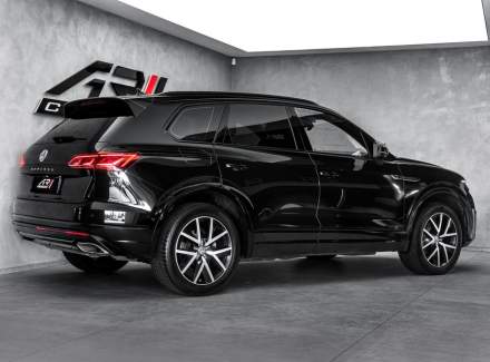 Volkswagen - Touareg