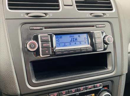Volkswagen - Golf