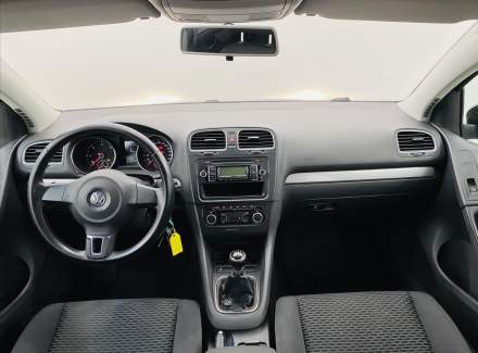Volkswagen - Golf