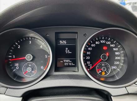 Volkswagen - Golf