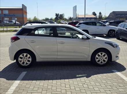 Hyundai - i20