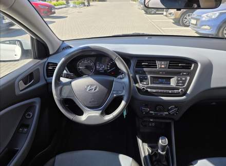 Hyundai - i20