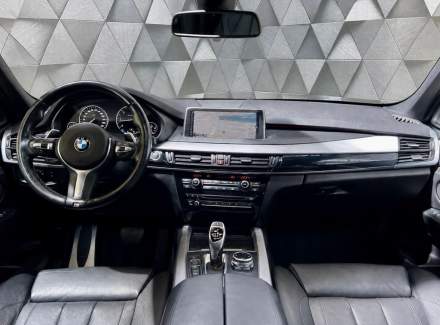 BMW - X5