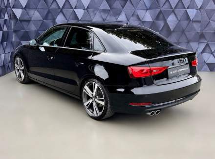 Audi - A3