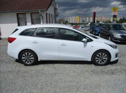 Kia - Cee'd