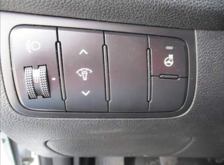Kia - Cee'd