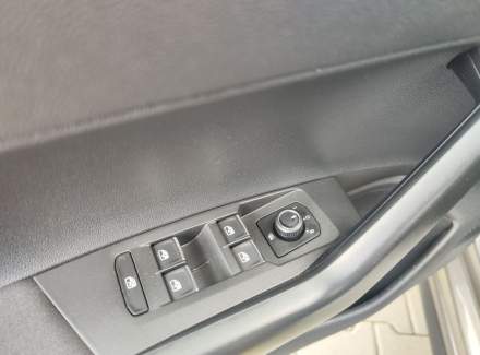 Volkswagen - Polo