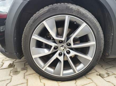 Škoda - Superb