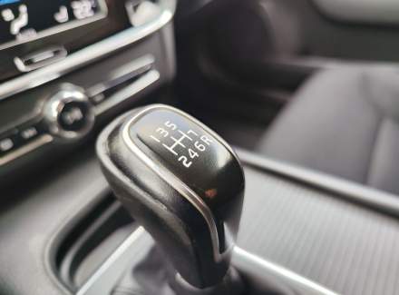 Volvo - V90
