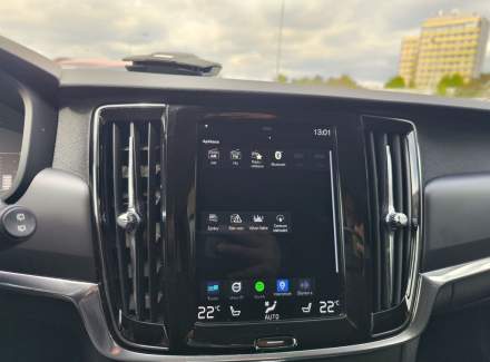 Volvo - V90