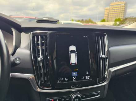 Volvo - V90