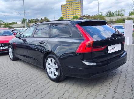 Volvo - V90