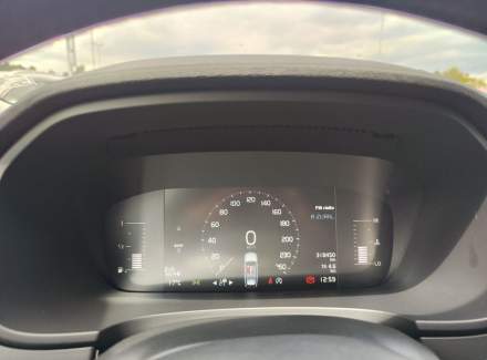Volvo - V90