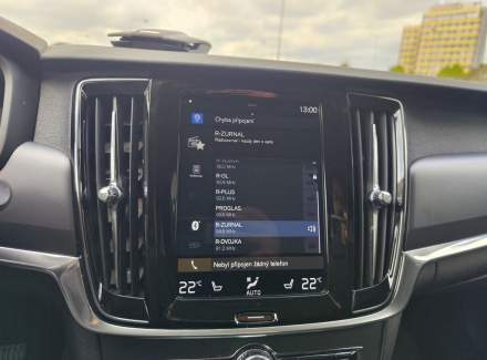 Volvo - V90