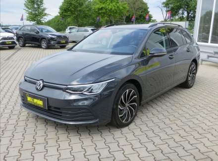 Volkswagen - Golf
