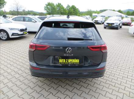 Volkswagen - Golf