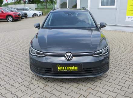 Volkswagen - Golf