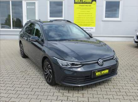 Volkswagen - Golf