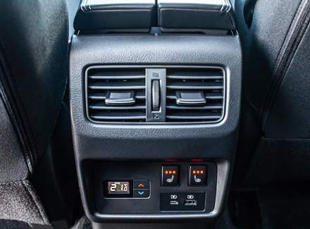 Nissan - X-Trail