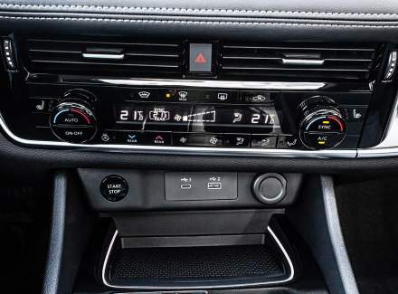 Nissan - X-Trail