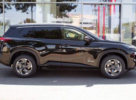 Nissan - X-Trail