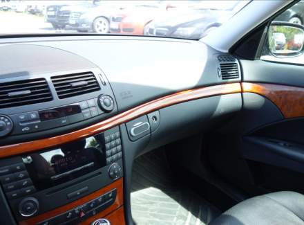 Mercedes-Benz - E-class