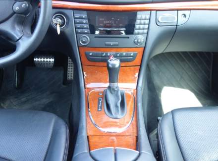 Mercedes-Benz - E-class