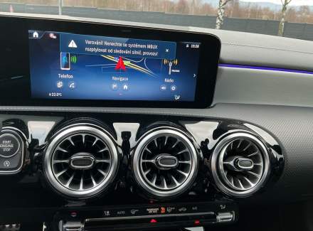 Mercedes-Benz - CLA