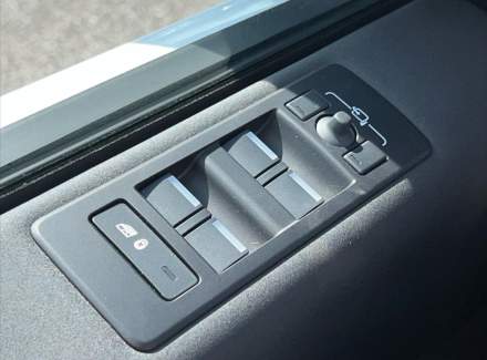 Land Rover - Discovery