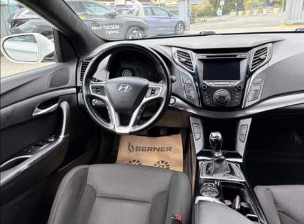 Hyundai - i40