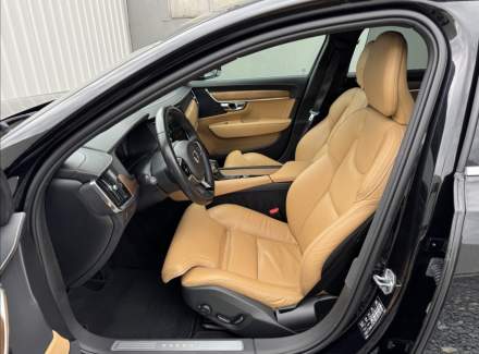 Volvo - S90